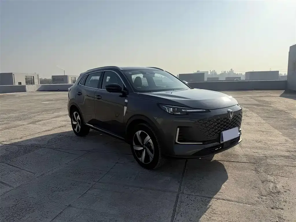 Changan CS55PLUS — фото 3