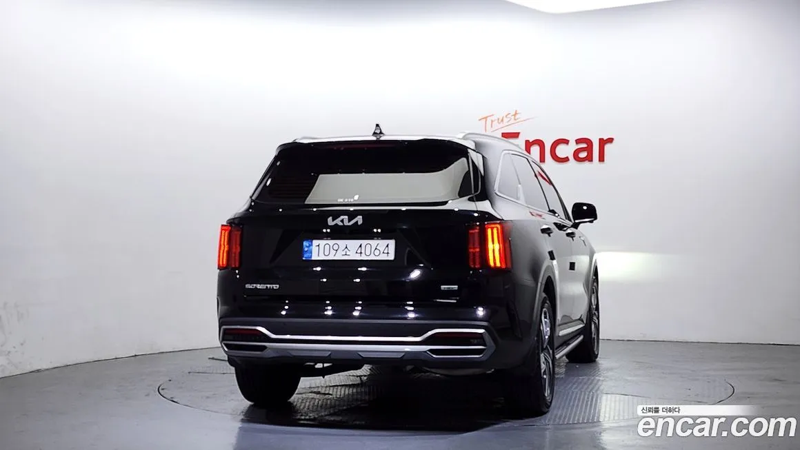 Kia Sorento — фото 4