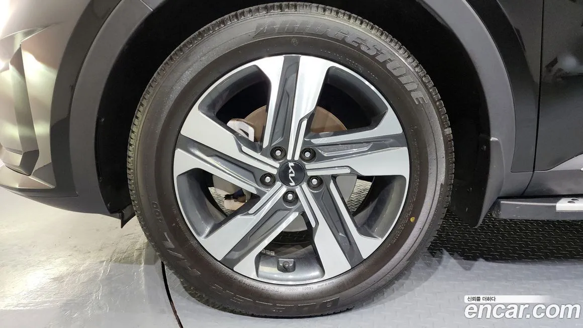 Kia Sorento — фото 5