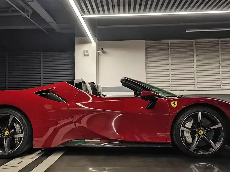 Ferrari SF90 — фото 4