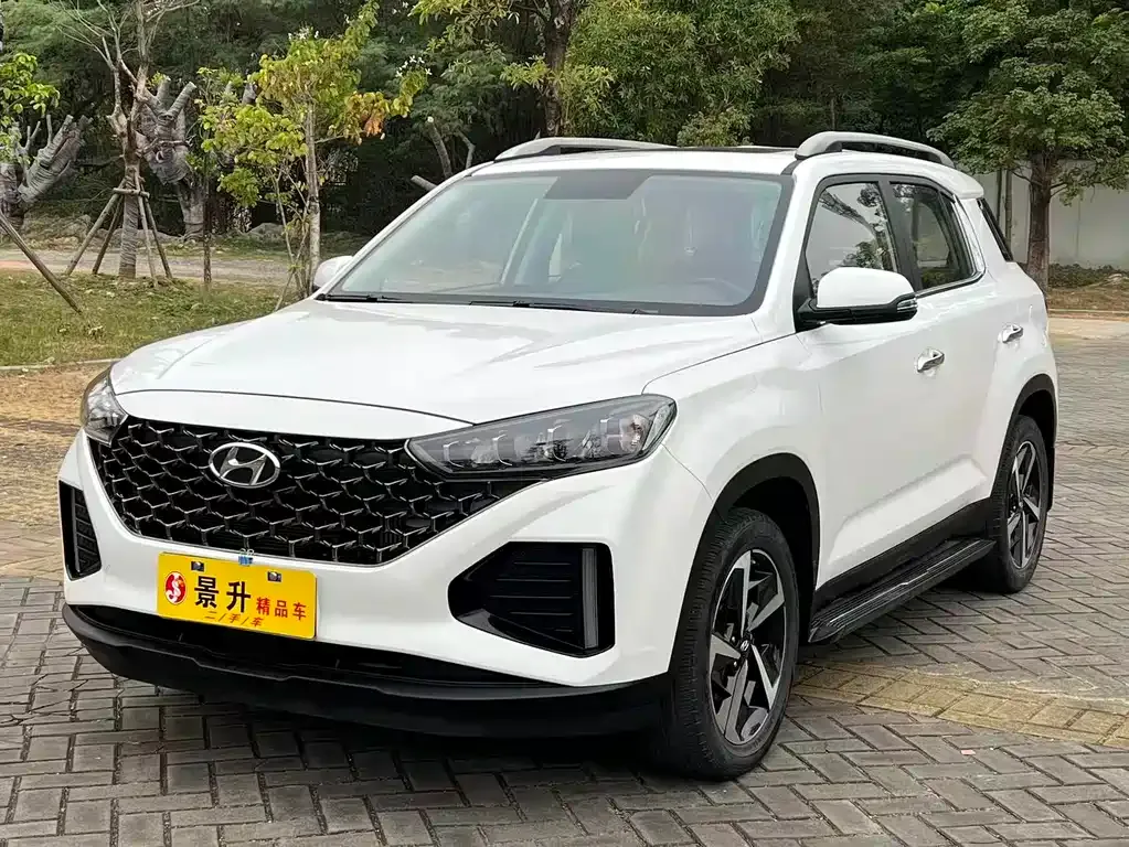 Hyundai ix35 — фото 1