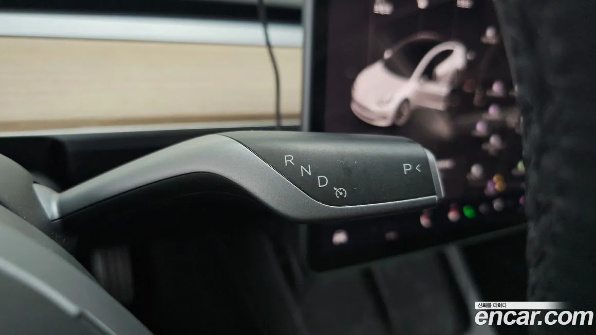Tesla Model 3 — фото 9