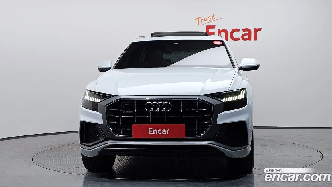 Audi Q8 — фото 3