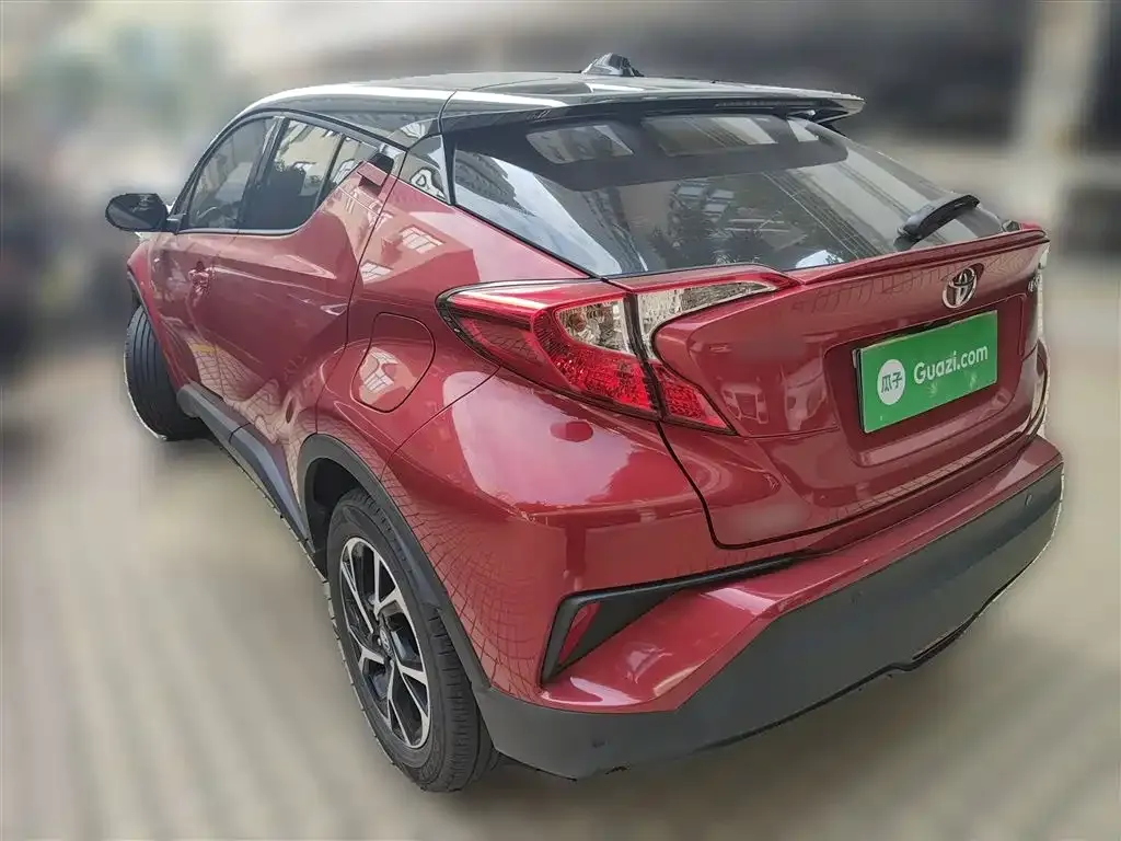 Toyota C-HR — фото 5