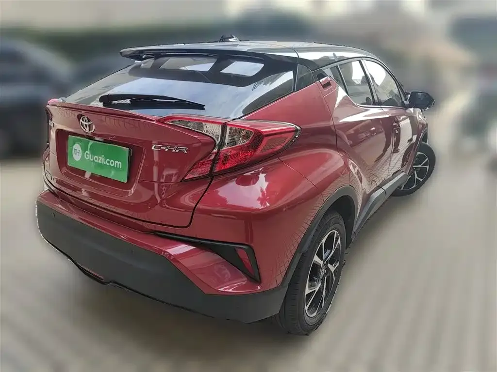 Toyota C-HR — фото 7