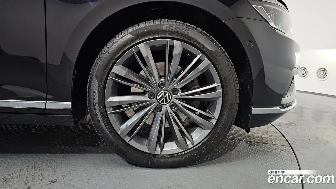 Volkswagen Passat — фото 5