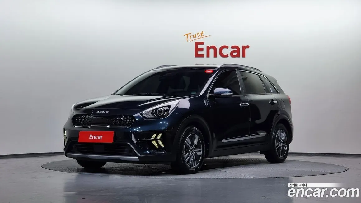 Kia Niro — фото 1