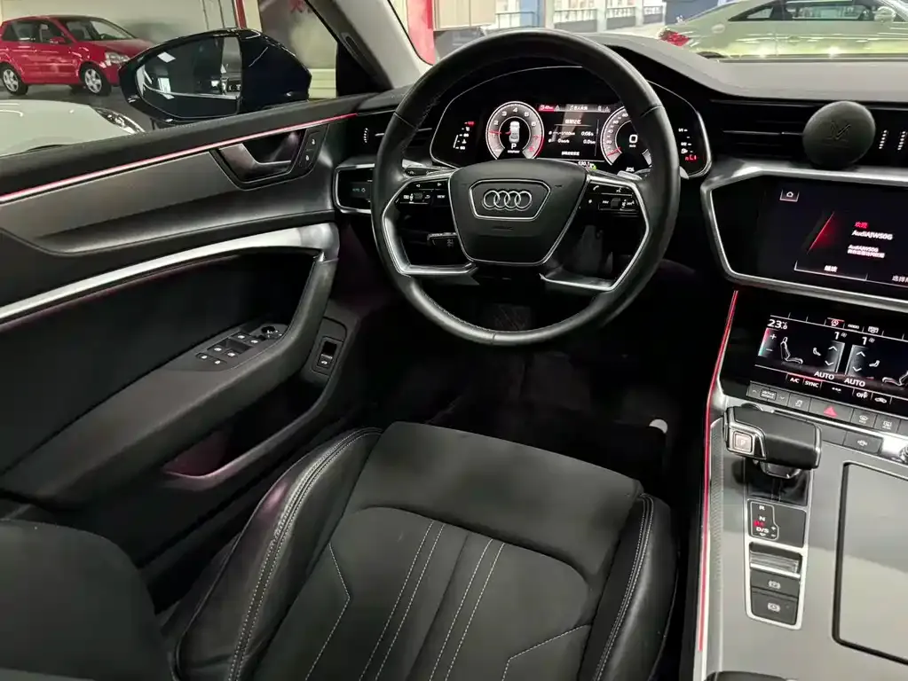 Audi A7L — фото 4