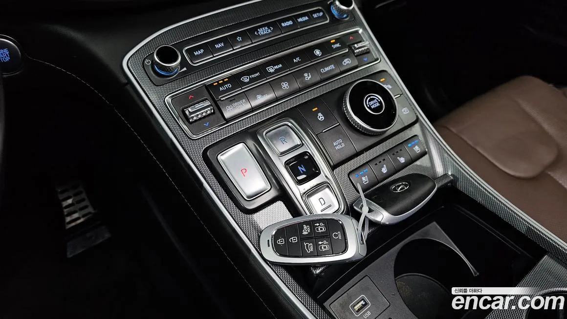 Hyundai Santafe — фото 9