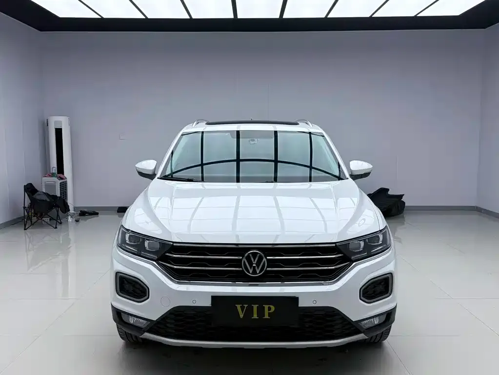Volkswagen T-Roc — фото 2