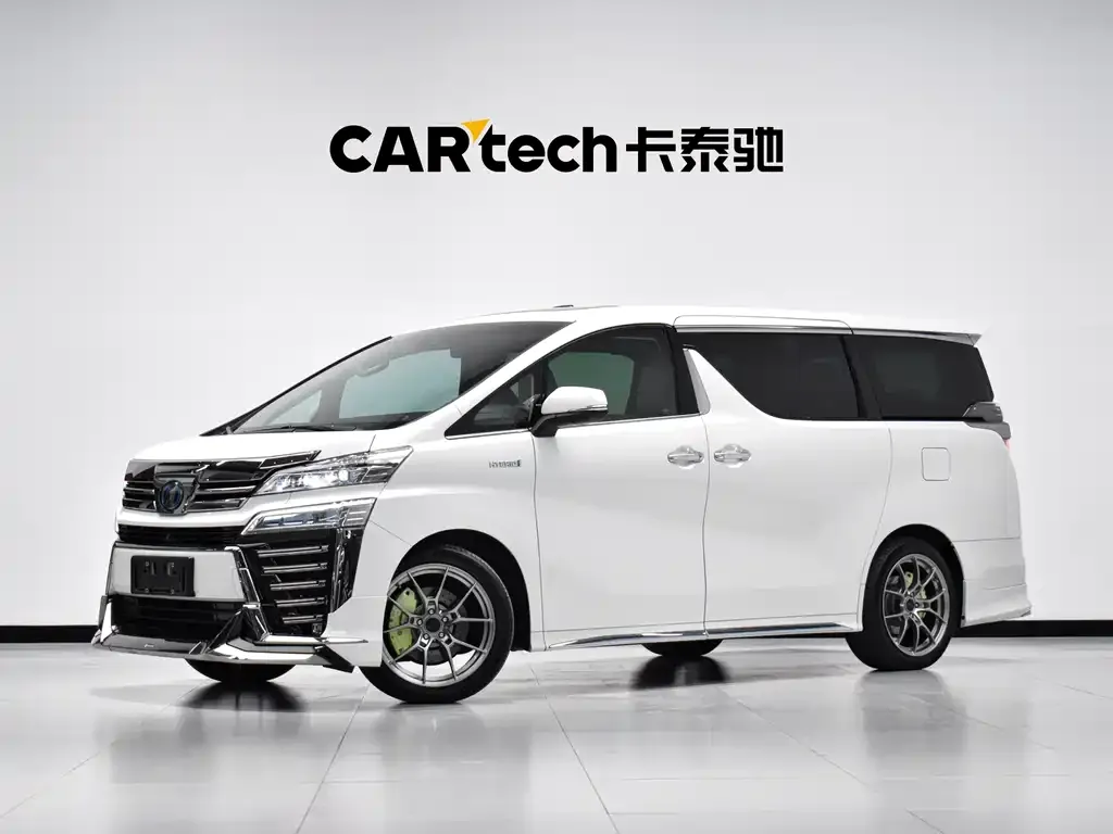 Toyota Vellfire — фото 1