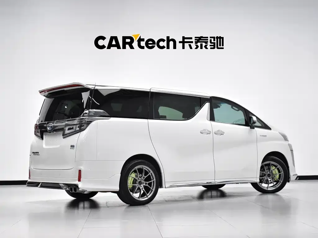 Toyota Vellfire — фото 4