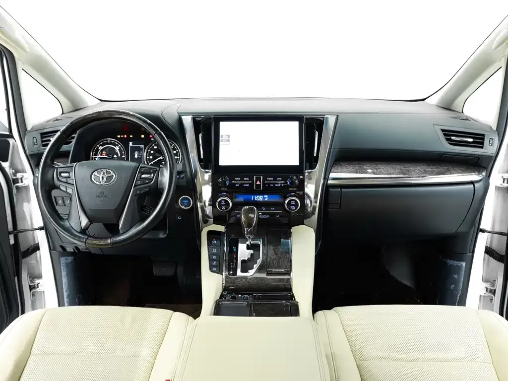 Toyota Vellfire — фото 5