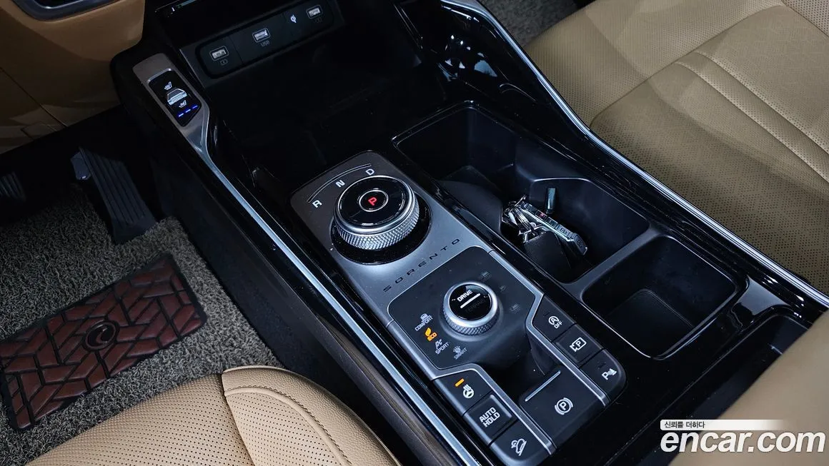 Kia Sorento — фото 9