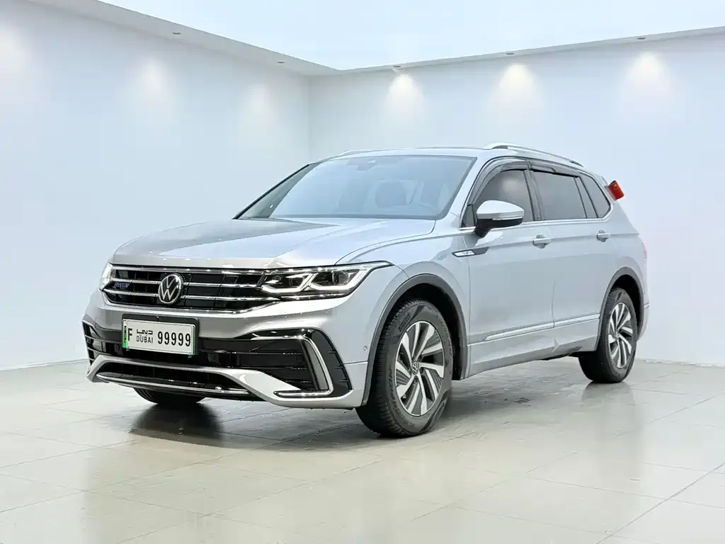 Volkswagen Tiguan L New Energy — фото 1