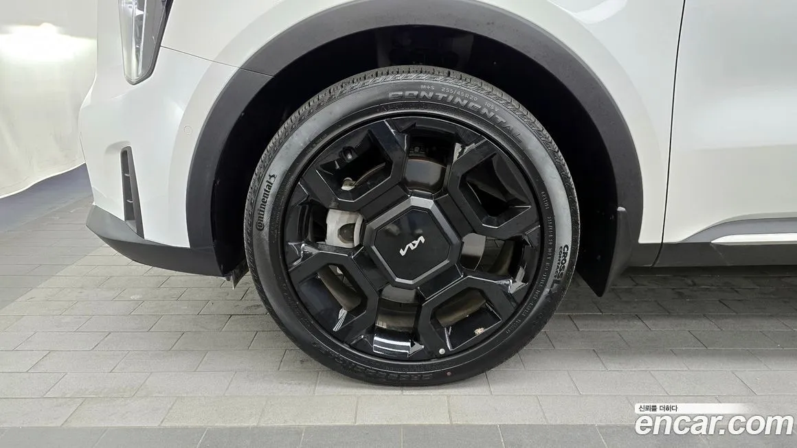 Kia Sorento — фото 5