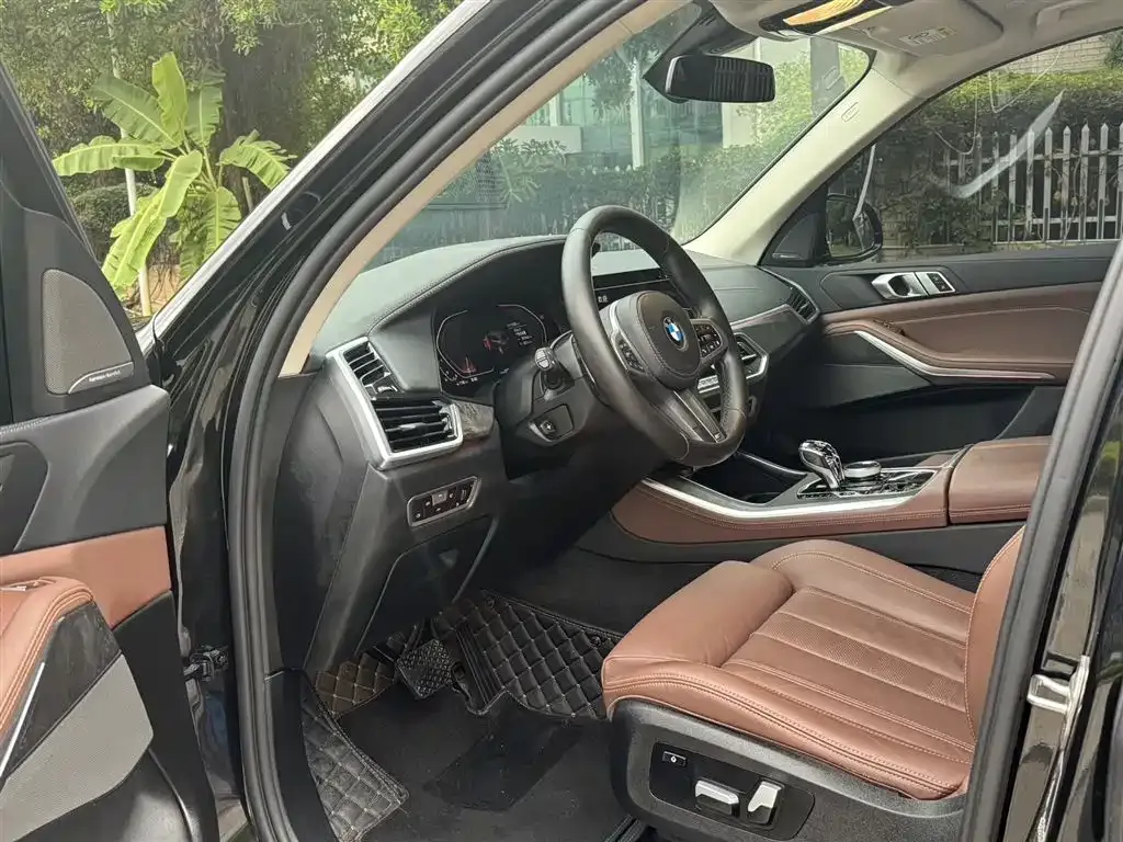 BMW X5 (Import) — фото 4