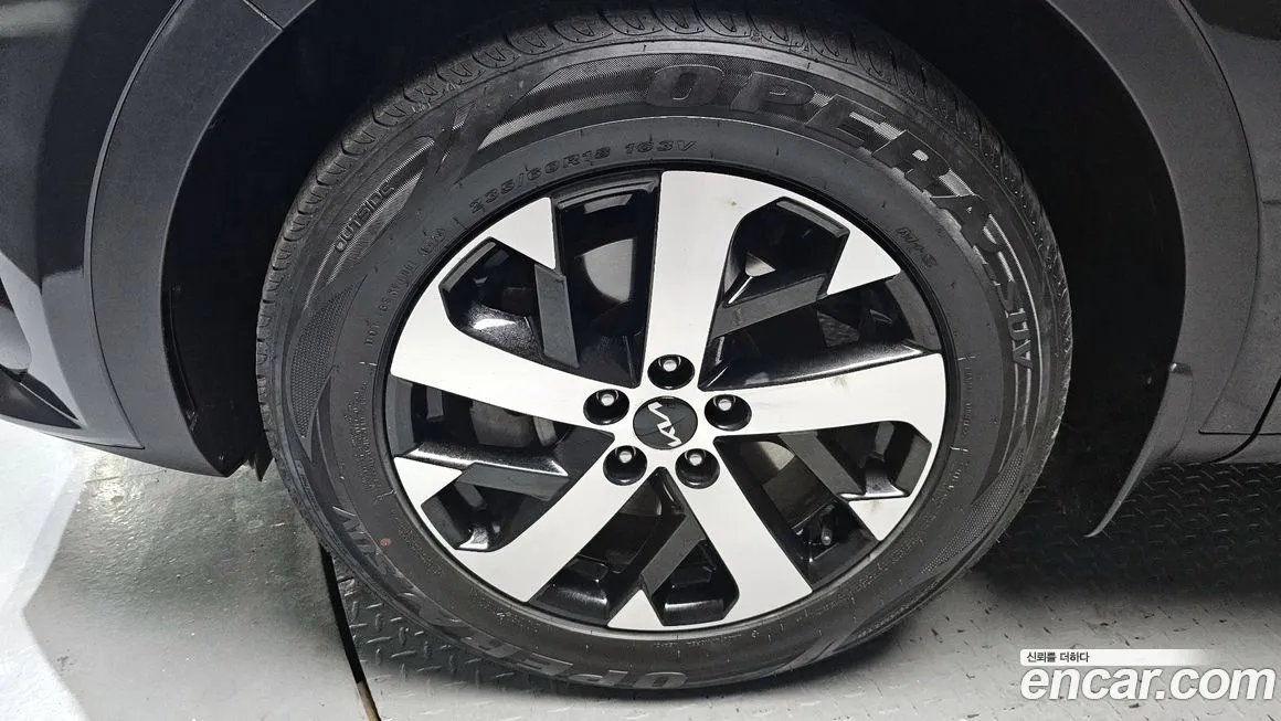 Kia Sorento — фото 5