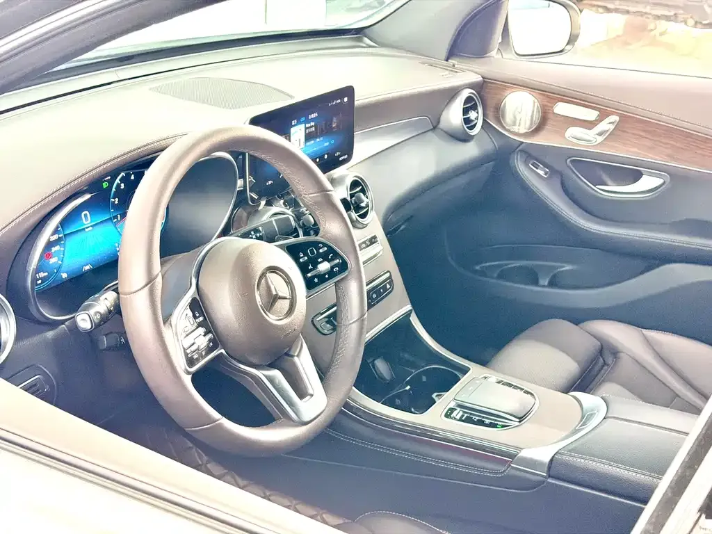 Mercedes-Benz GLC — фото 4
