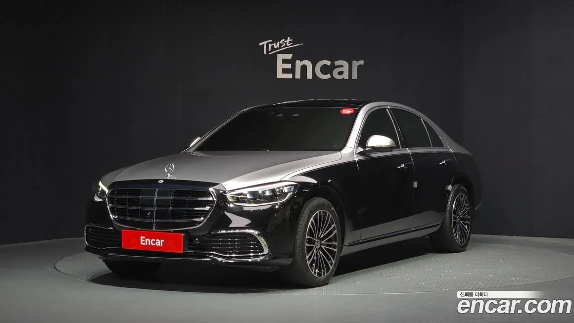 Mercedes-Benz S-Class — фото 1