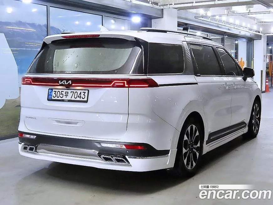 Kia Carnival — фото 4