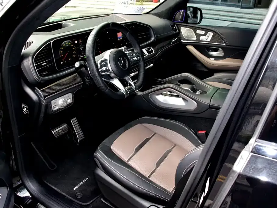 Mercedes-Benz GLS AMG — фото 6