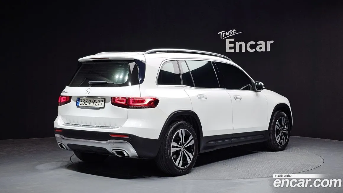 Mercedes-Benz GLB-Class — фото 2