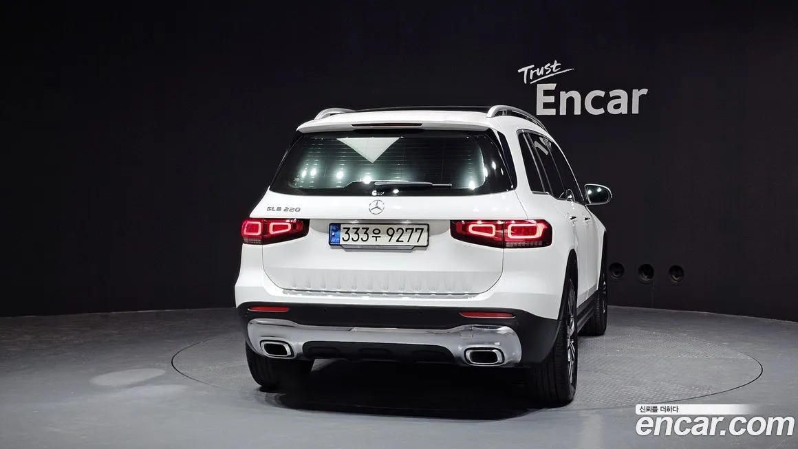 Mercedes-Benz GLB-Class — фото 4