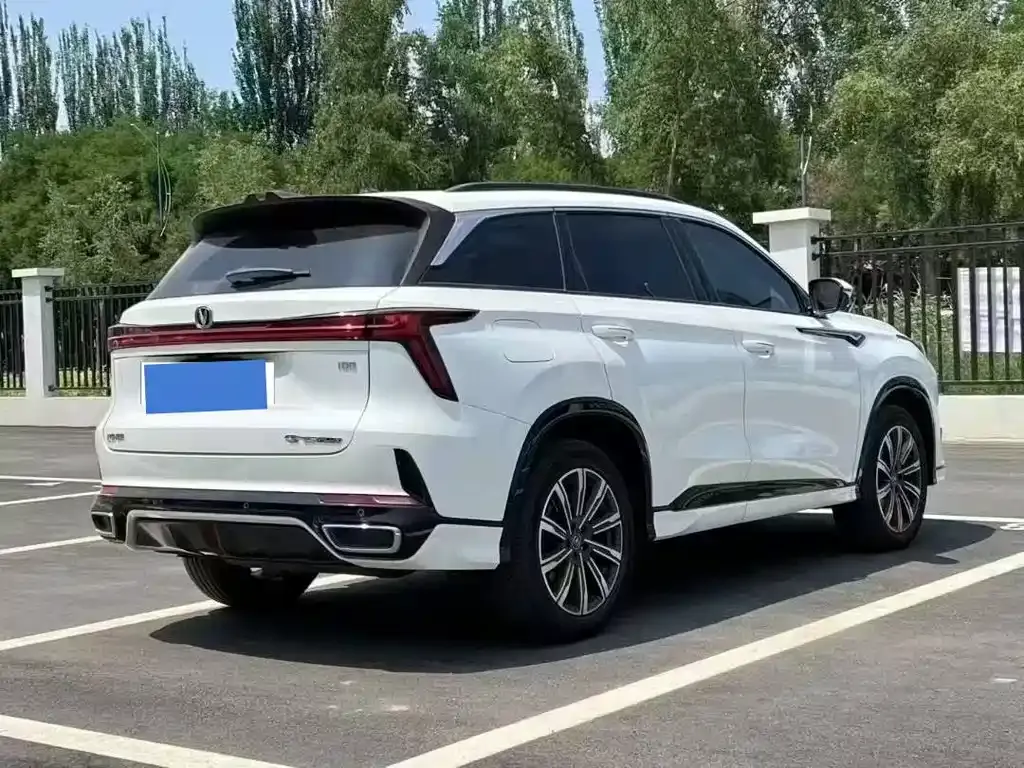 Changan CS75 PLUS iDD — фото 7