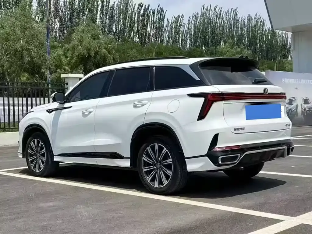 Changan CS75 PLUS iDD — фото 9
