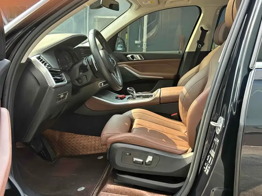 BMW X5 (Import) — фото 4