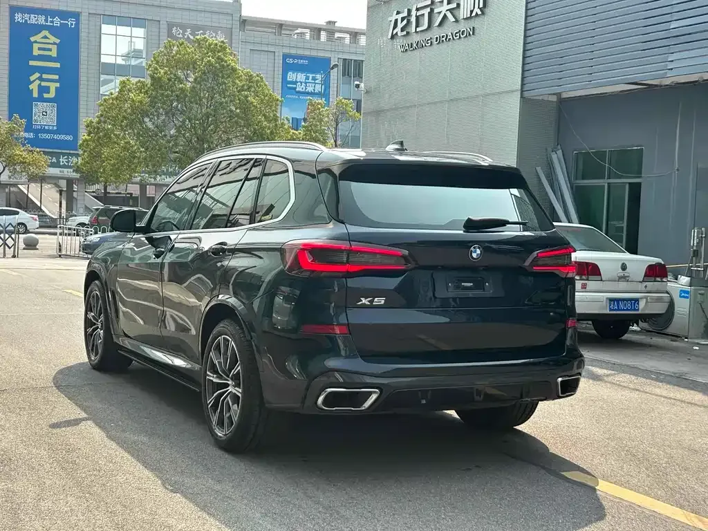 BMW X5 (Import) — фото 9