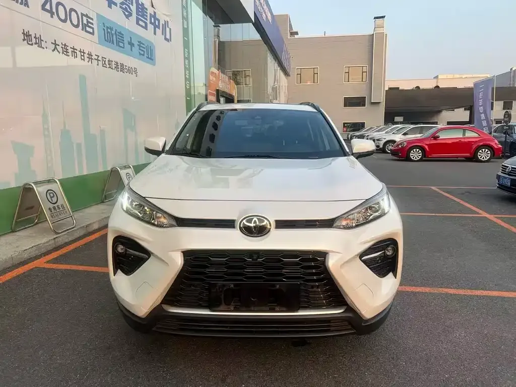 Toyota Wildlander — фото 2