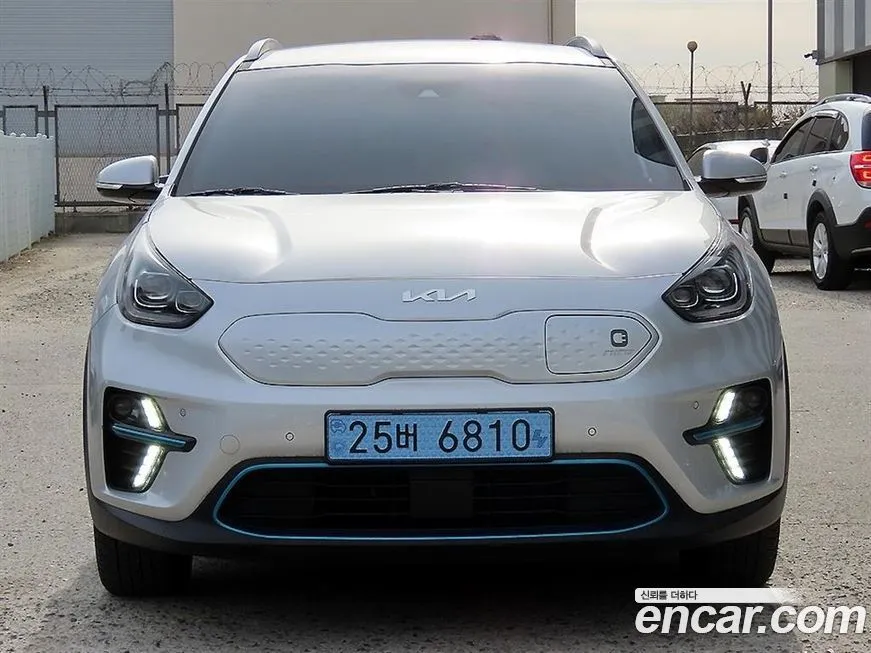 Kia Niro — фото 1