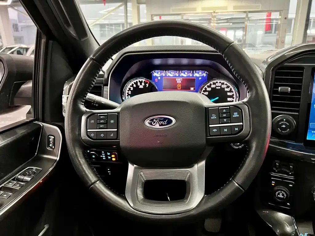 Ford F-150 Raptor — фото 10