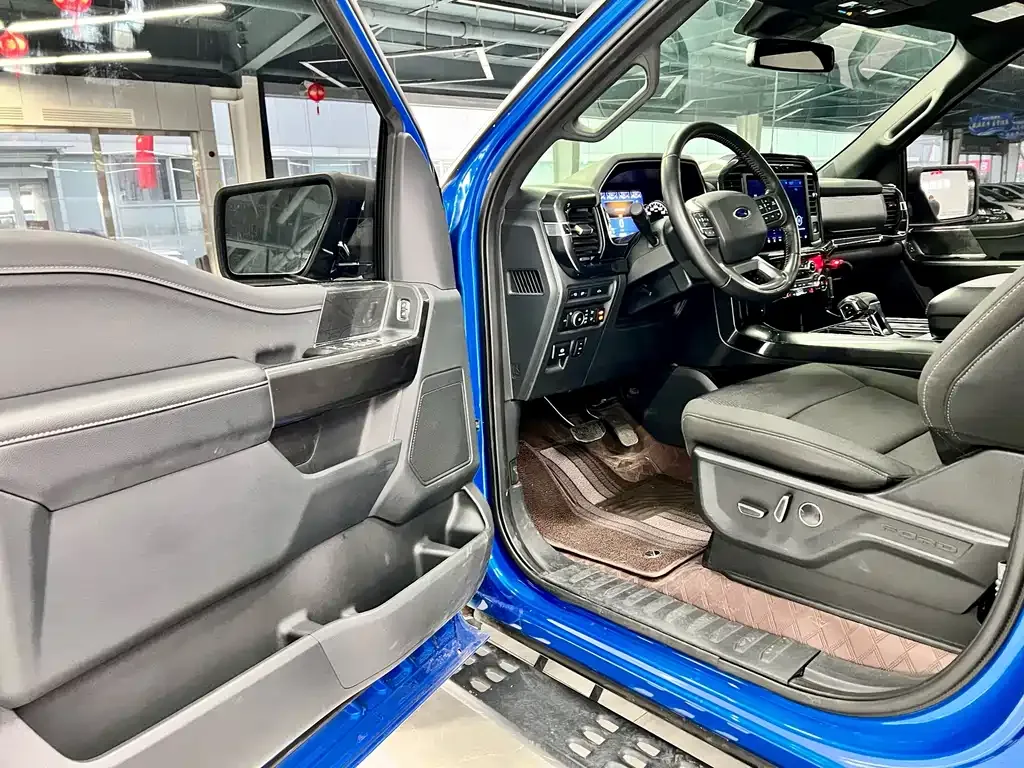 Ford F-150 Raptor — фото 6
