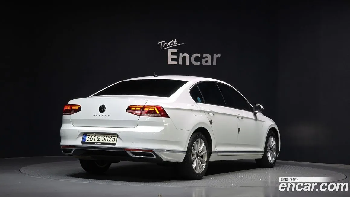 Volkswagen Passat — фото 2