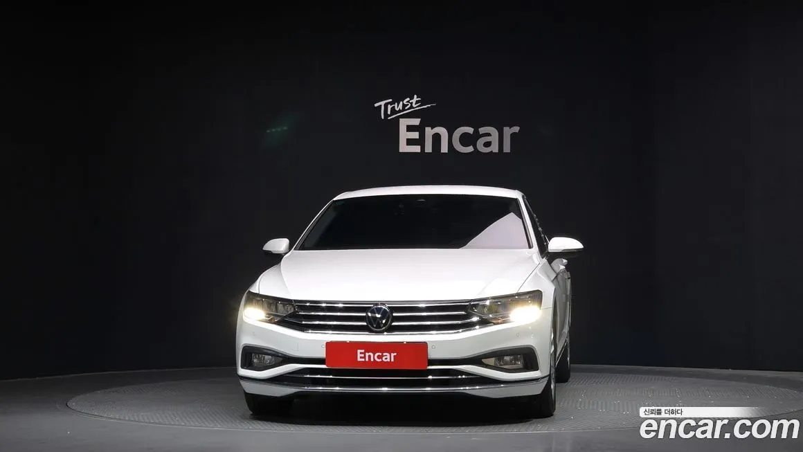 Volkswagen Passat — фото 3