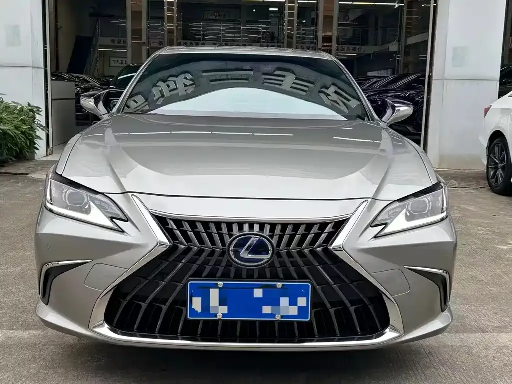 Lexus ES — фото 2