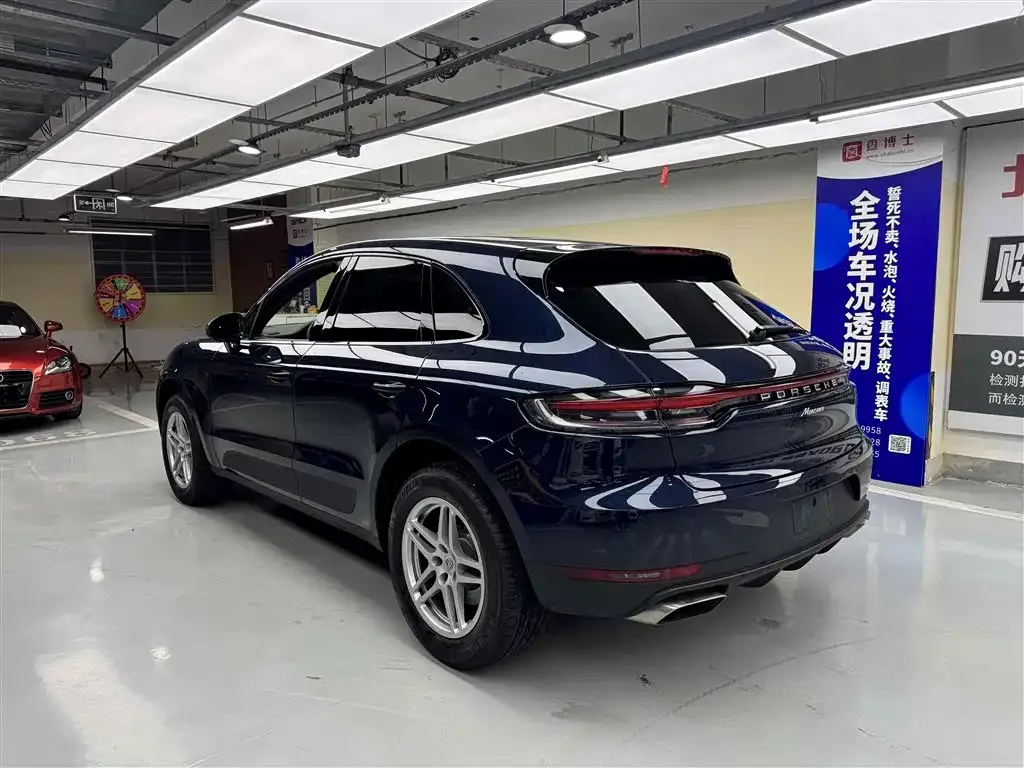 Porsche Macan — фото 9