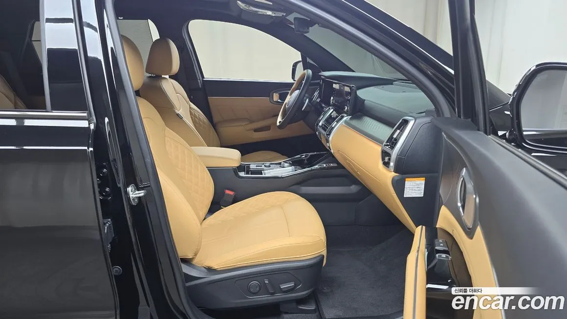 Kia Sorento — фото 10