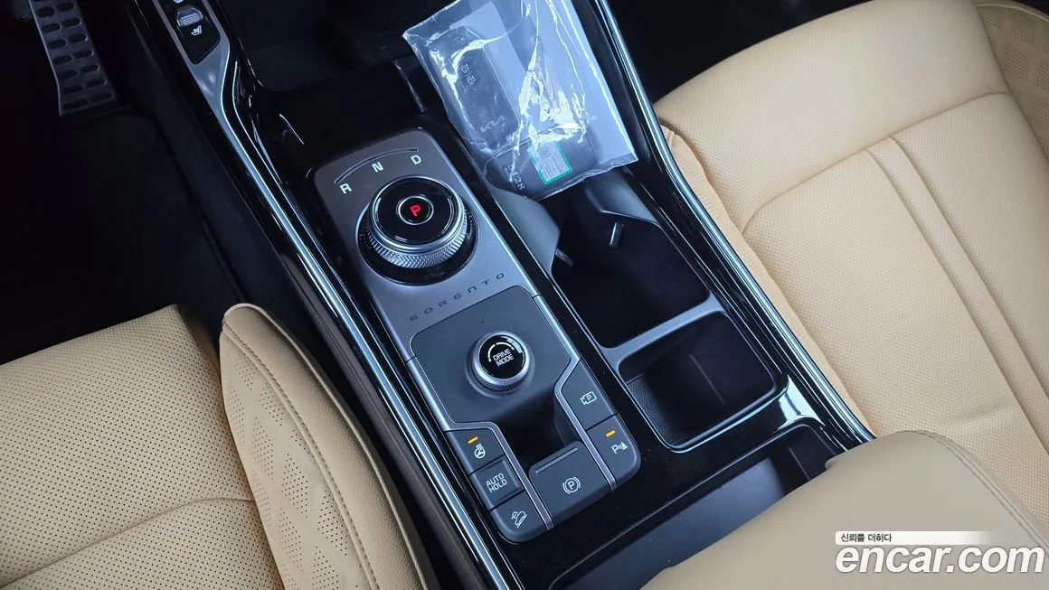 Kia Sorento — фото 9
