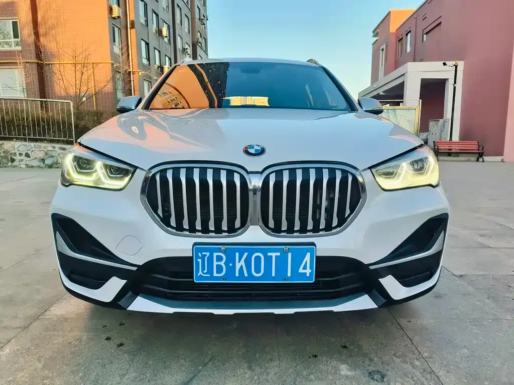 BMW X1 — фото 3