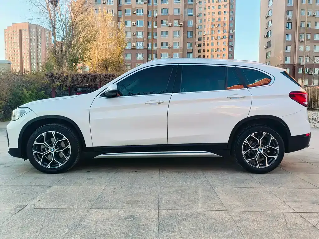 BMW X1 — фото 7