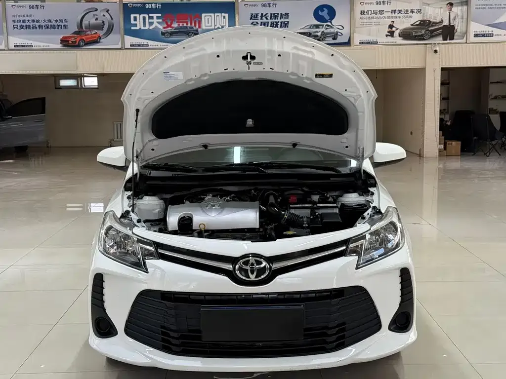 Toyota Vios — фото 7