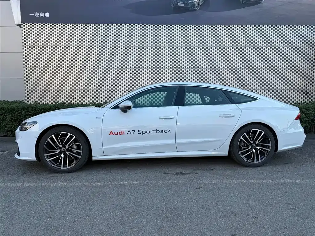 Audi A7 — фото 3