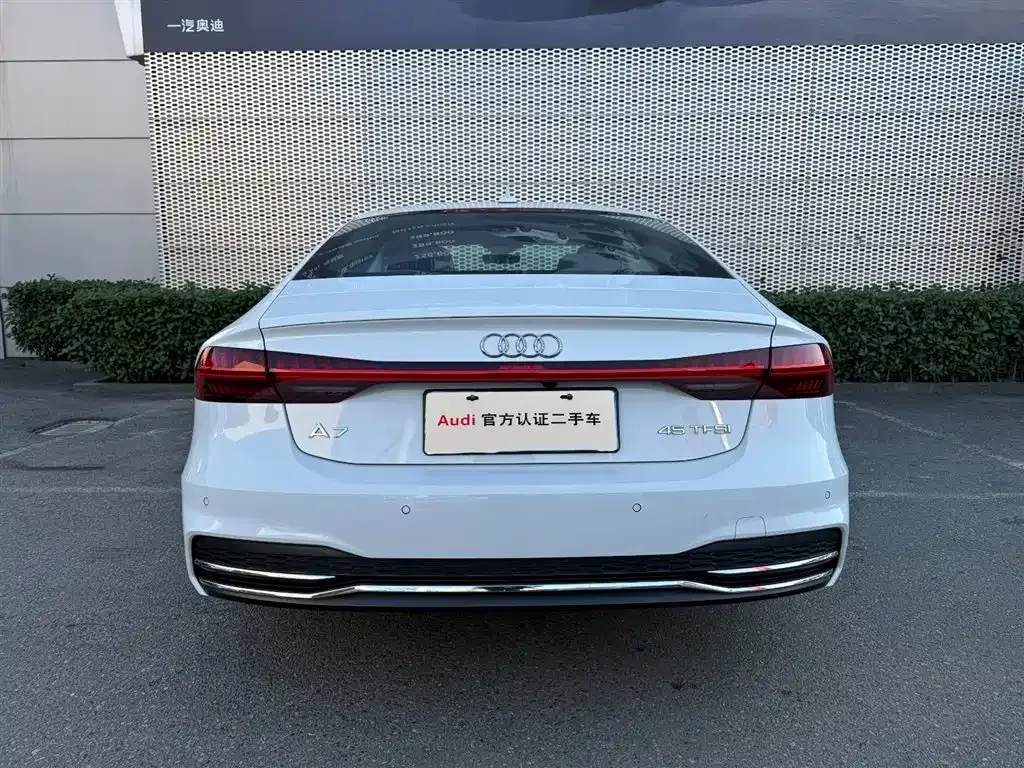 Audi A7 — фото 9