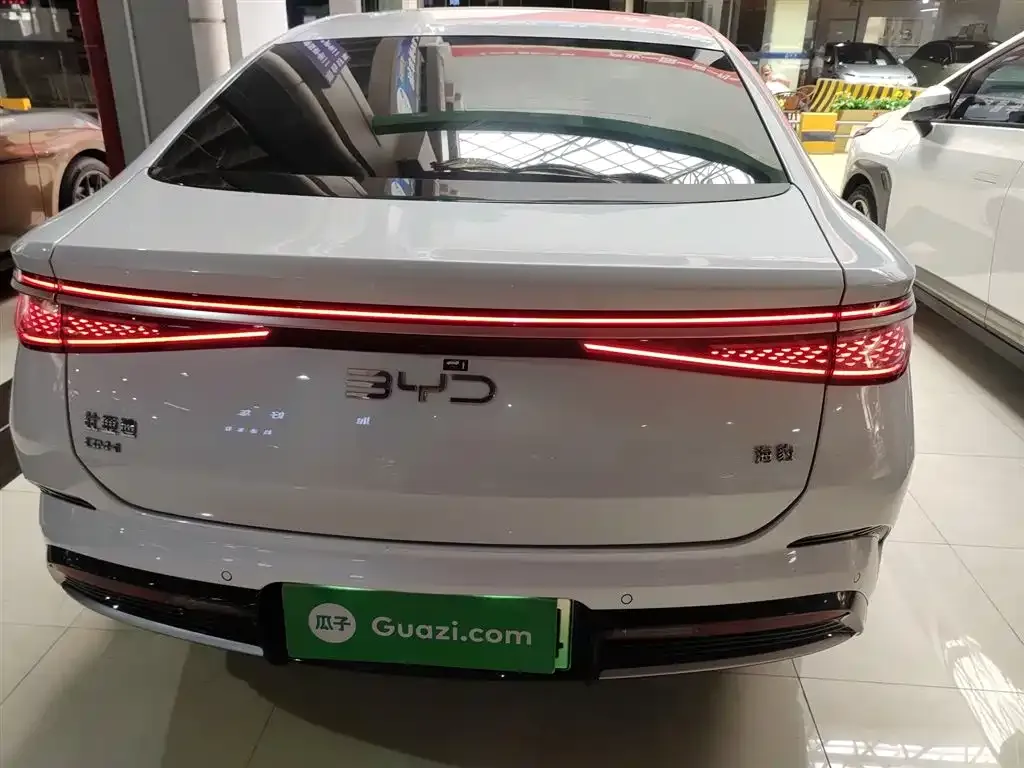 BYD Seal — фото 6