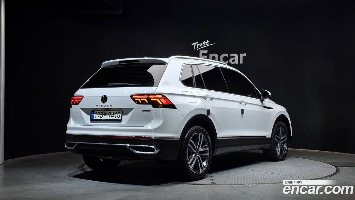 Volkswagen Tiguan — фото 2