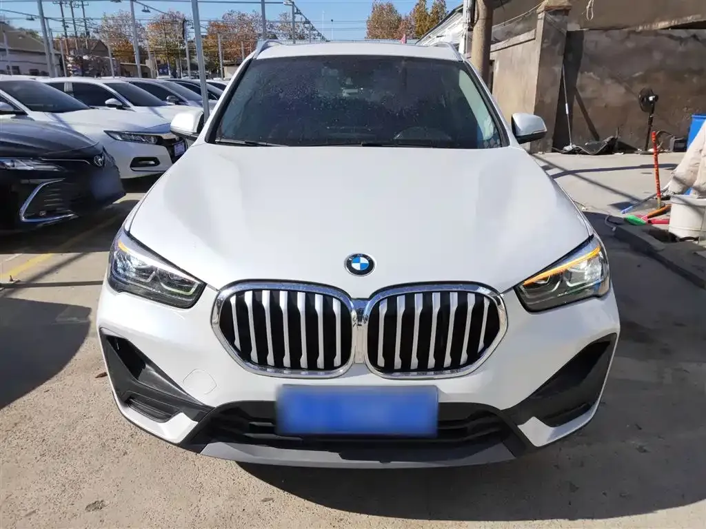 BMW X1 — фото 3